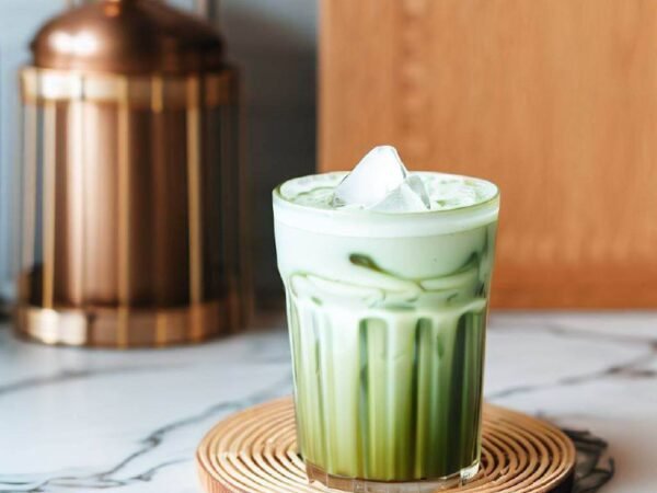 vietnamese vegan matcha latte